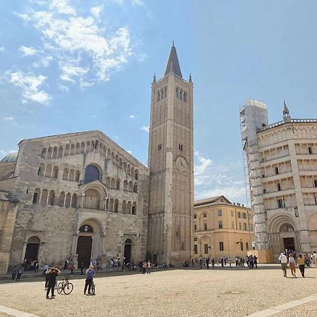 Luxury 5 Al Duomo Di Parma Apartment Екстериор снимка