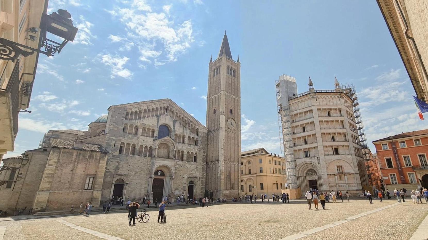 Luxury 5 Al Duomo Di Parma Apartment Екстериор снимка